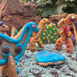 Let's Explore the Dinosaur!